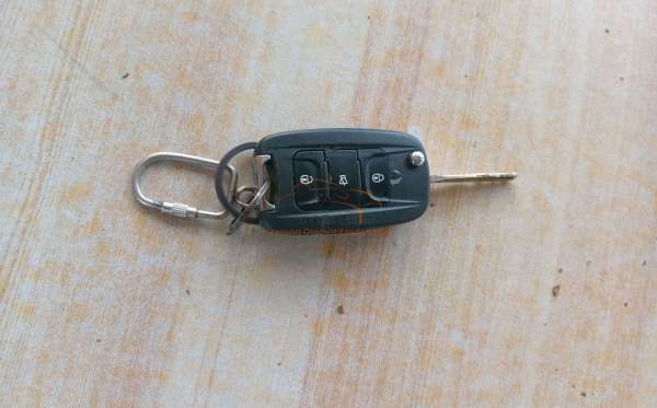 DAIHATSU XENIA