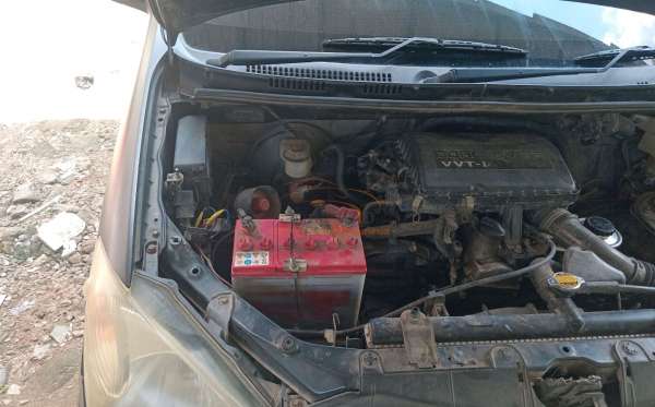 DAIHATSU XENIA