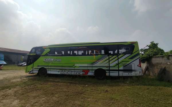 HINO RK8JSKA-NHJ R260