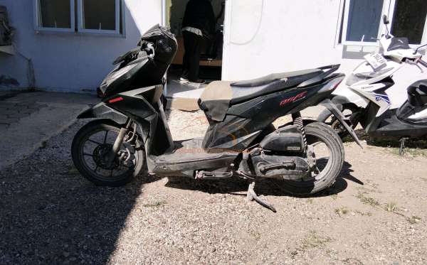 HONDA  BEAT
