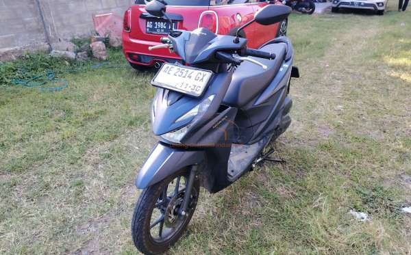 HONDA  BEAT