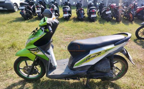 HONDA  BEAT