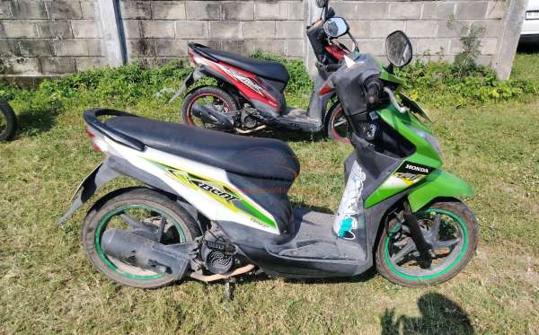 HONDA  BEAT