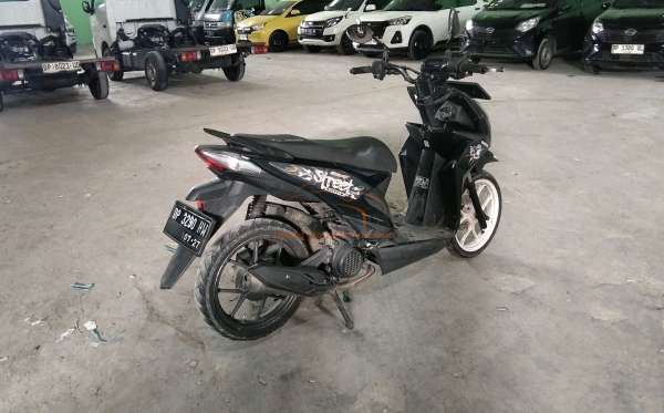 HONDA BEAT STREET