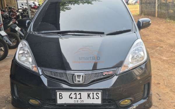 HONDA JAZZ GE8 1.5 E