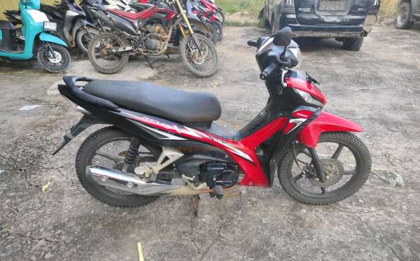 HONDA REVO X