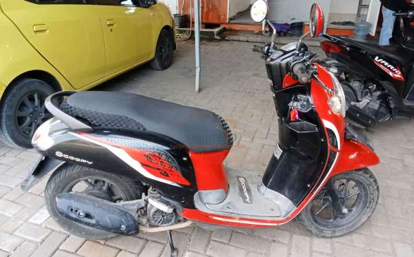 HONDA SCOOPY