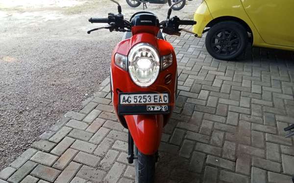 HONDA SCOOPY