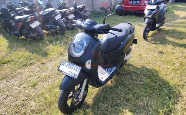 HONDA SCOOPY PRESTIGE