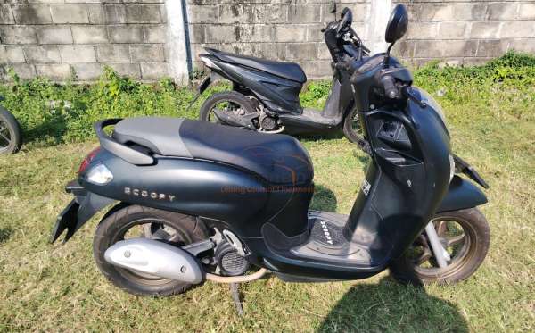 HONDA SCOOPY PRESTIGE