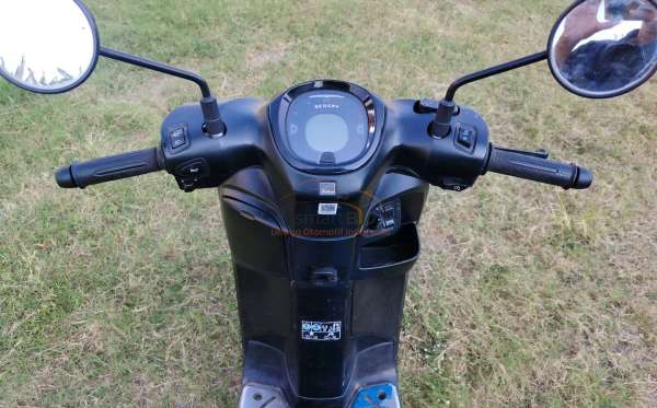 HONDA SCOOPY PRESTIGE