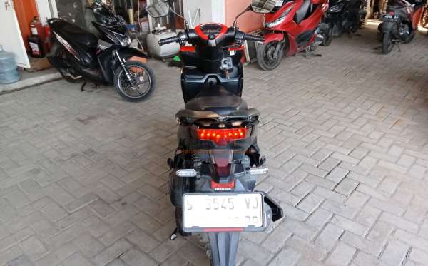 HONDA  VARIO 125