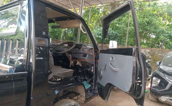 MITSUBISHI L300 PU FB-R (4X2)