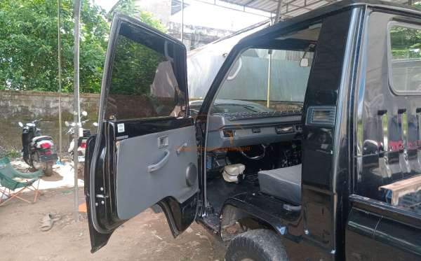 MITSUBISHI L300 PU FB-R (4X2)