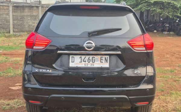 NISSAN X TRAIL 2.5