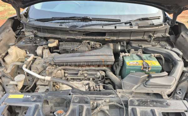 NISSAN X TRAIL 2.5