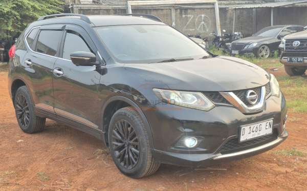 NISSAN X TRAIL 2.5