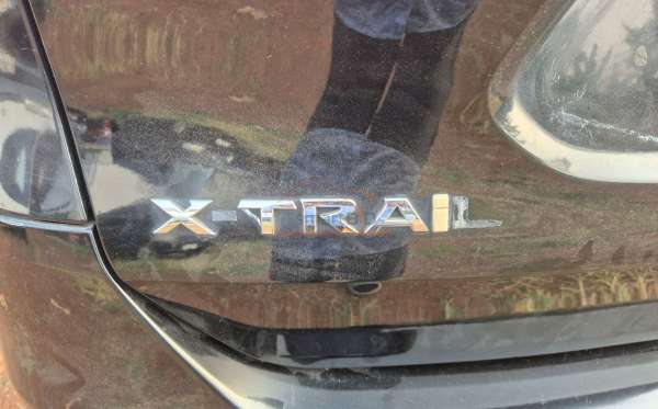 NISSAN X TRAIL 2.5