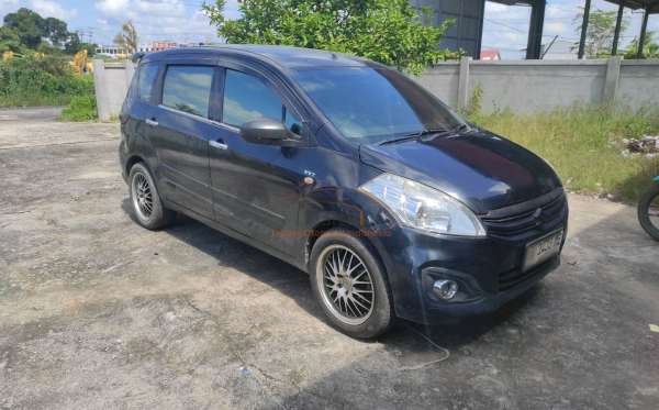SUZUKI ERTIGA