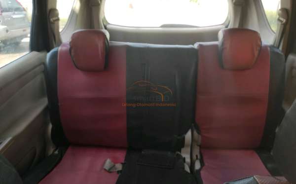 SUZUKI ERTIGA
