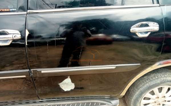 TOYOTA  KIJANG  INNOVA E STD
