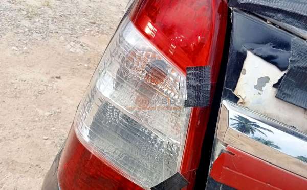 TOYOTA  KIJANG  INNOVA E STD