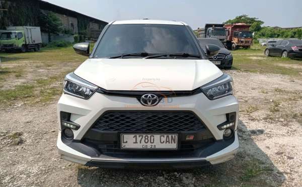 TOYOTA RAIZE S