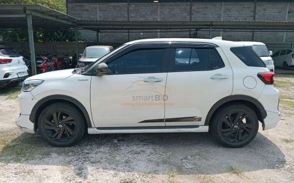 TOYOTA RAIZE S