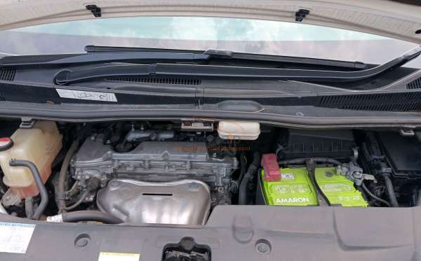 TOYOTA VELLFIRE 2.5G