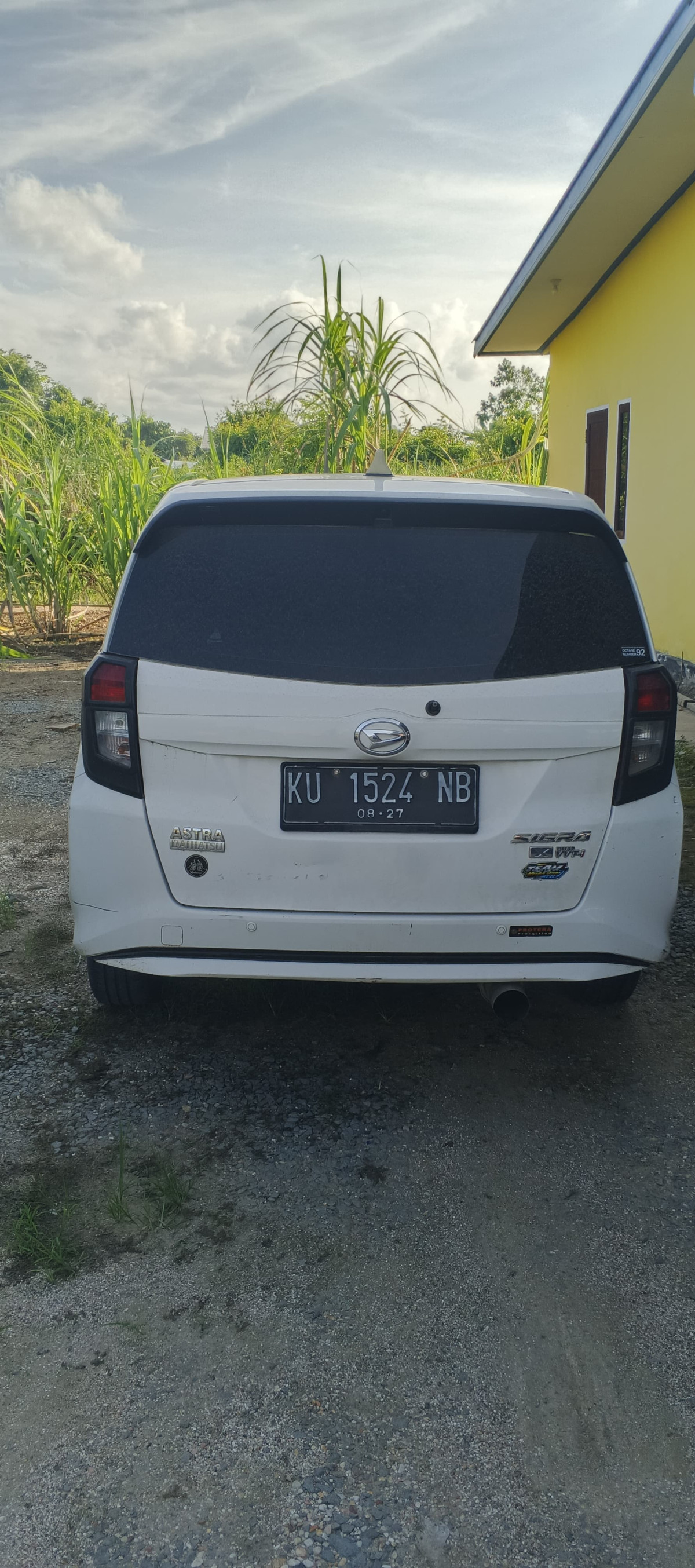 DAIHATSU  SIGRA  1.2 X
