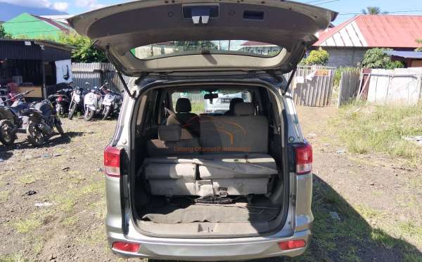 WULING CONFERO