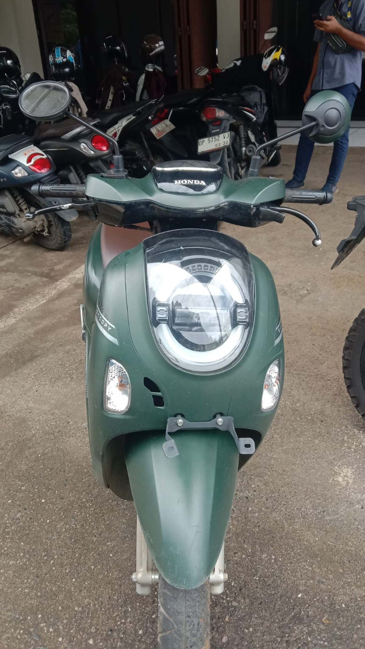 HONDA SCOOPY PRESTIGE