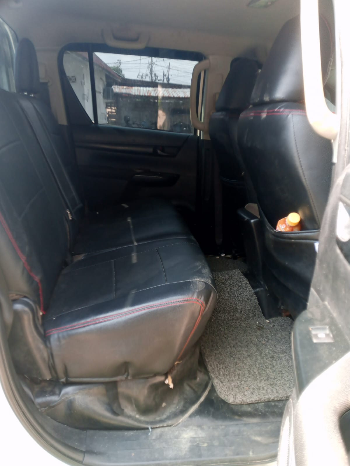 TOYOTA  HILUX  2.4G DC 4X4