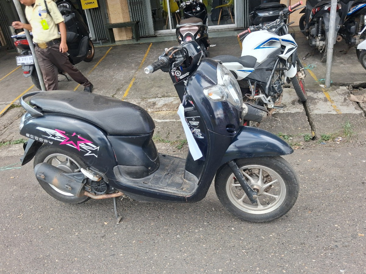 HONDA SCOOPY