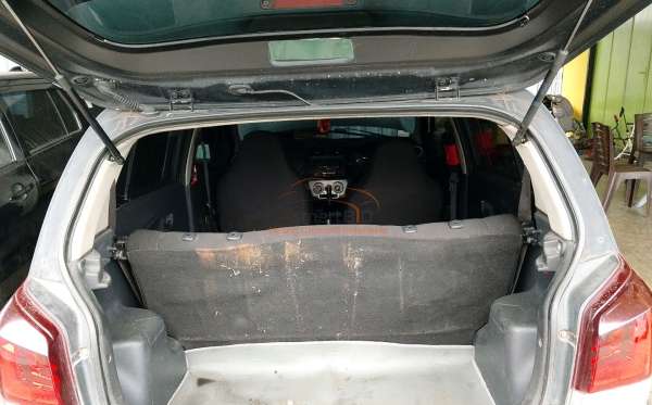 DAIHATSU AYLA 1.2R