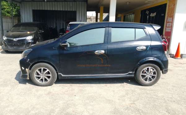 DAIHATSU AYLA 1.2R