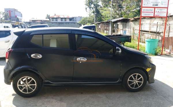 DAIHATSU AYLA 1.2R