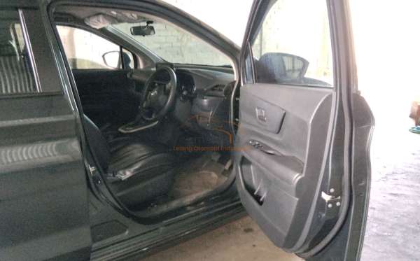 DAIHATSU XENIA R
