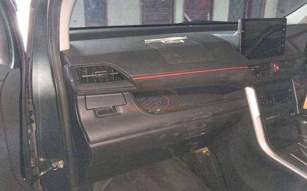 DAIHATSU XENIA R