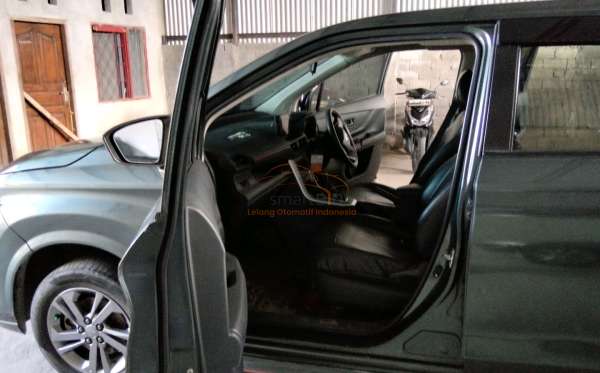 DAIHATSU XENIA R