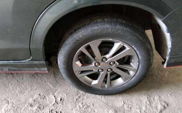 DAIHATSU XENIA R
