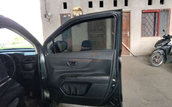 DAIHATSU XENIA R