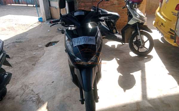 HONDA  BEAT
