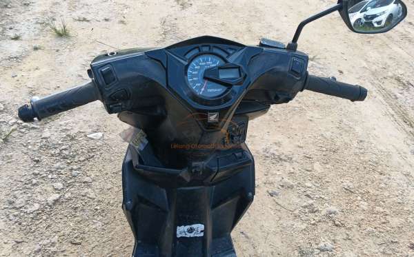 HONDA  BEAT