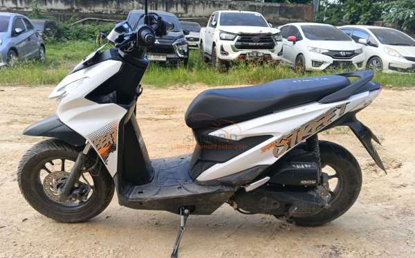 HONDA BEAT STREET