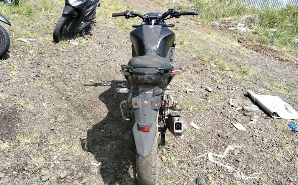 HONDA CB 150 R