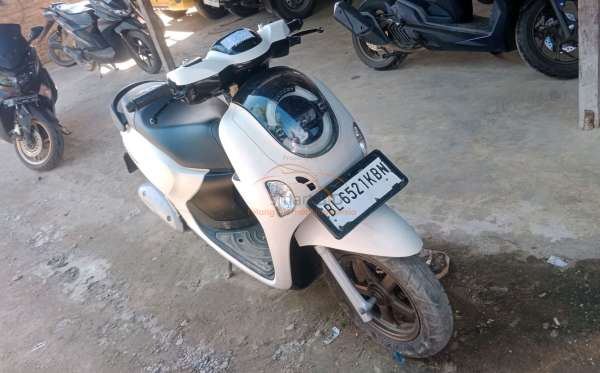 HONDA SCOOPY PRESTIGE