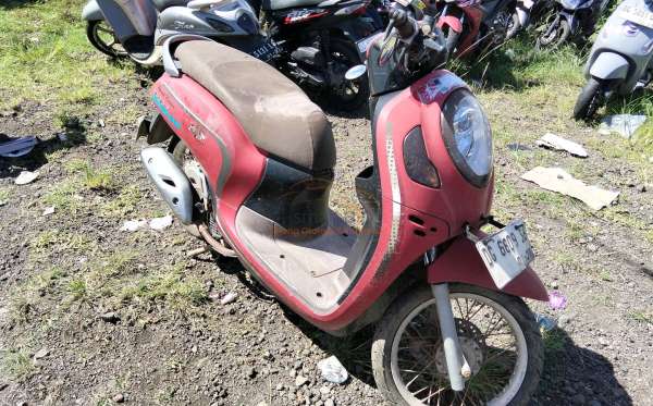HONDA  SCOOPY