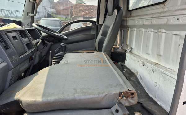 ISUZU  NMR 71 TSDL