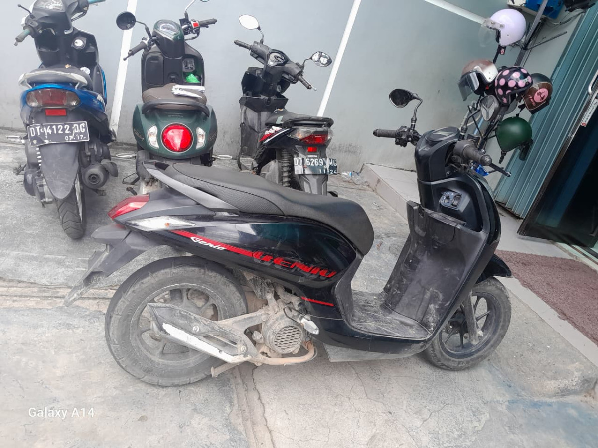 HONDA GENIO